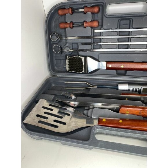 Chefmate 17 Piece Stainless Steel Bbq Tool Set With Digital Thermometer Fork - Picture 3 of 11